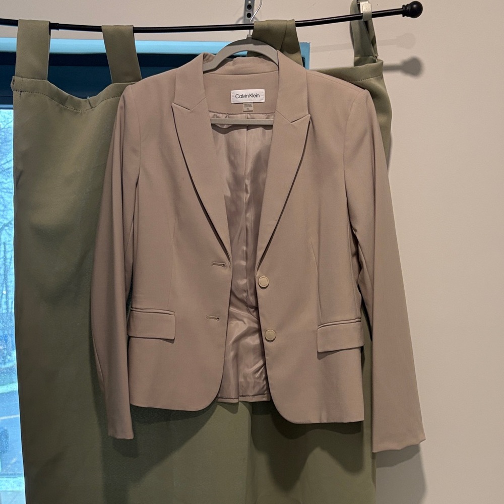 Calvin Klein Women's Beige Blazer